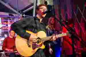 Watch Alex Bayly perform ‘I’ll Never Leave You’ at Big Indie Big Nights