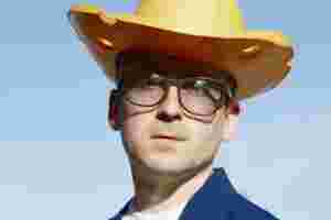 Pollyn and Hot Chip’s Alexis Taylor team up on ‘Findaway’