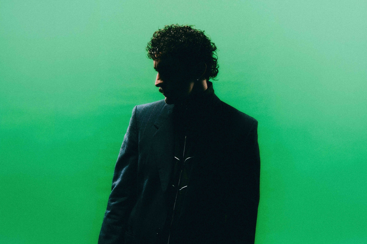 Antony Szmierek recruits Imogen and the Knife and actor Craig Cash for ‘Flight Simulator’ video
