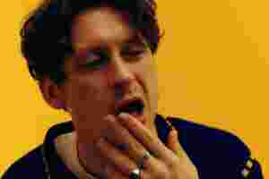 Barry Can’t Swim shares new track ‘Kimpton’