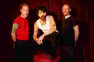 Biffy Clyro reveal rousing ‘Futique’ preview ‘True Believer’