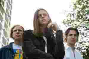Blaenavon talk festival tips and guitar solos at Reading 2016