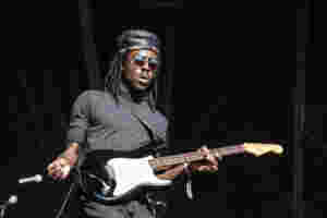 Blood Orange covered Neil Young’s ‘Heart Of Gold’ at Coachella