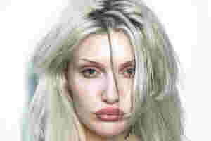 Cassyette returns with new single ‘Oops (it’s a bad idea)’