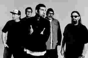 Deftones announce new album 'private music', announce huge UK & European tour