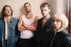 Divorce share new single ‘Birds’