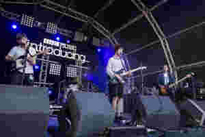 Eat Fast bring their scuzzy glory to Reading 2016