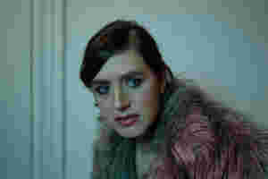Ezra Furman shares ‘Power Of The Moon’ ahead of tenth record ‘Goodbye Small Head’