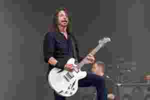 Foo Fighters mark 30th anniversary of their debut with new single ‘Today’s Song’