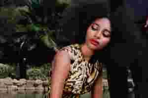 flowerovlove announces debut album 'MINI SKIRT WARRIOR' with new single 'KISS KISS KISS'