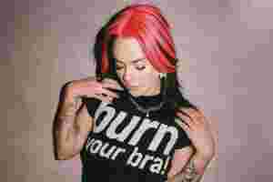 girli calls for accountability in video for powerful new single ‘Slap On The Wrist’