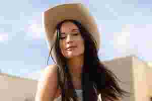 Kacey Musgraves announces sixth album ‘Middle Of Nowhere’ with new single ‘Dry Spell’