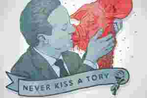 Los Campesinos! raise over £10,000 in charity donations for ‘Never Kiss A Tory’ tees