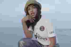 M.I.A. unveils ‘Borders’ video