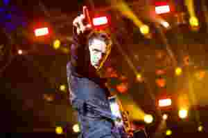 Muse to headline Reading & Leeds 2017
