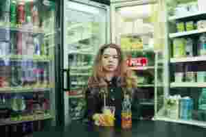 Nilüfer Yanya unveils ‘The Florist’