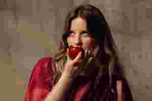 Paris Paloma teams up with Richard Armitage for powerful ‘Good Girl’ video