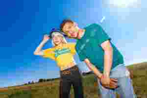 Pixey returns with new single ‘Daisy Chain’