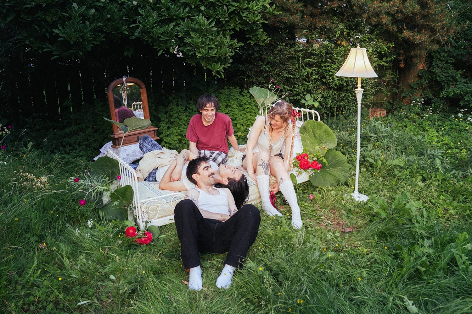 The Neu Bulletin (PISS, Little Grandad, SILVERWINGKILLER and more!)