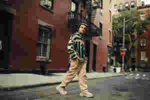 Rxseboy teams up with Chloe Moriondo for ‘Bus Ride’