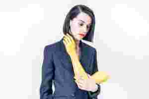Laughing with fangs: St Vincent