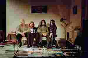 Wolf Alice share reflective new single ‘The Sofa’ as taken from forthcoming new album ‘The Clearing’