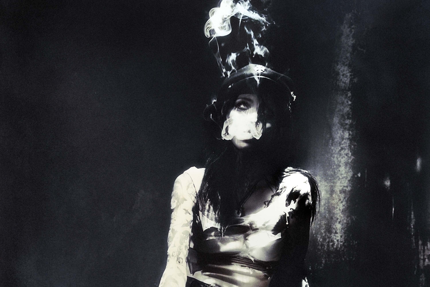 yeule - Evangelic Girl Is A Gun review • DIY Magazine