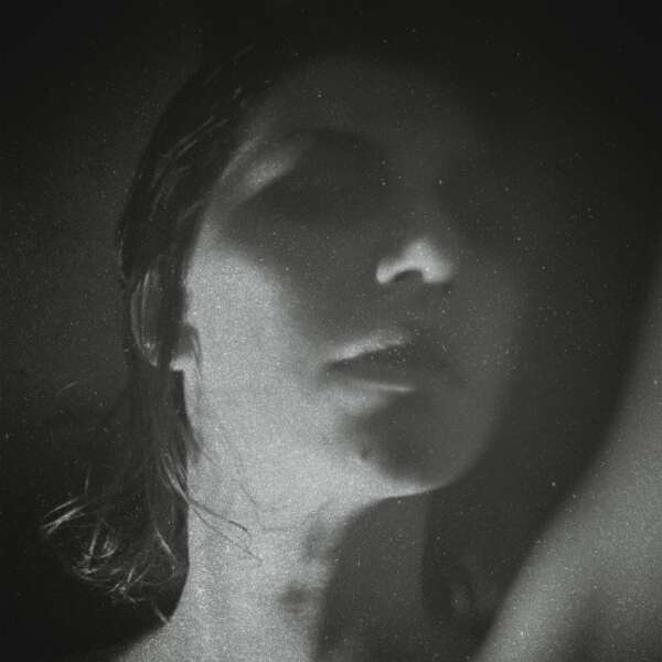 <strong>Aldous Harding - Party</strong>