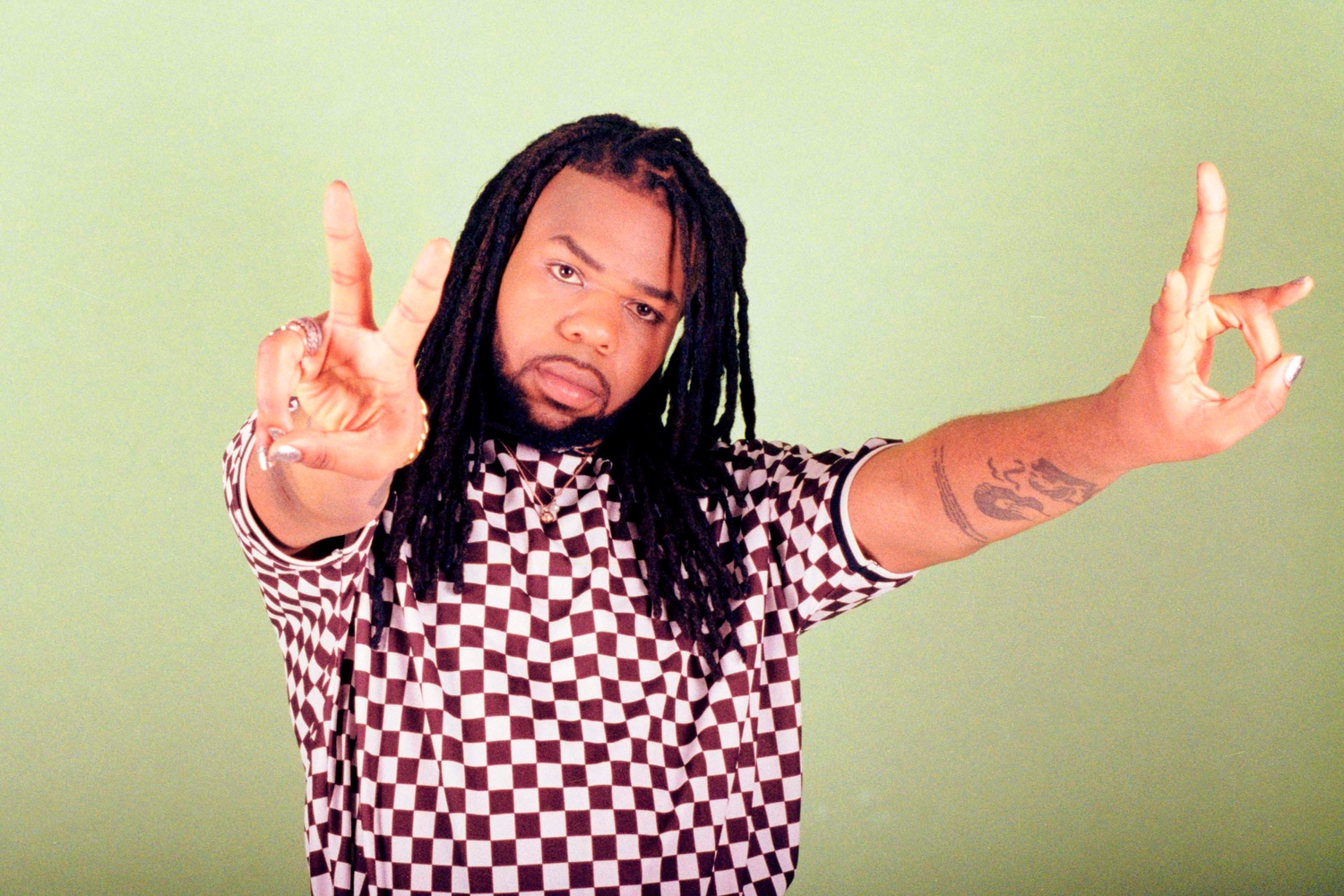 In Full Colour: MNEK