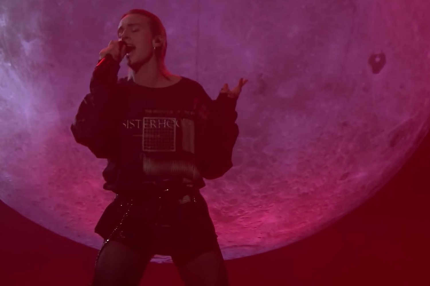 MØ takes ‘Blur’ to US telly