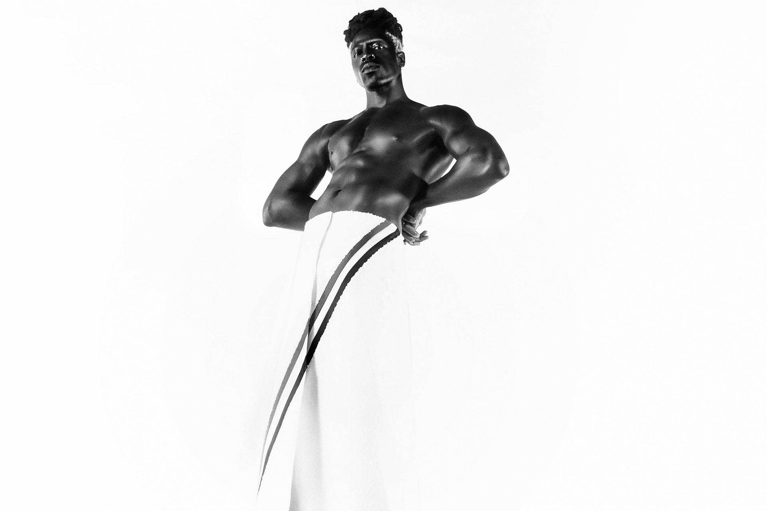 Moses Sumney unveils new song ‘Monumental’