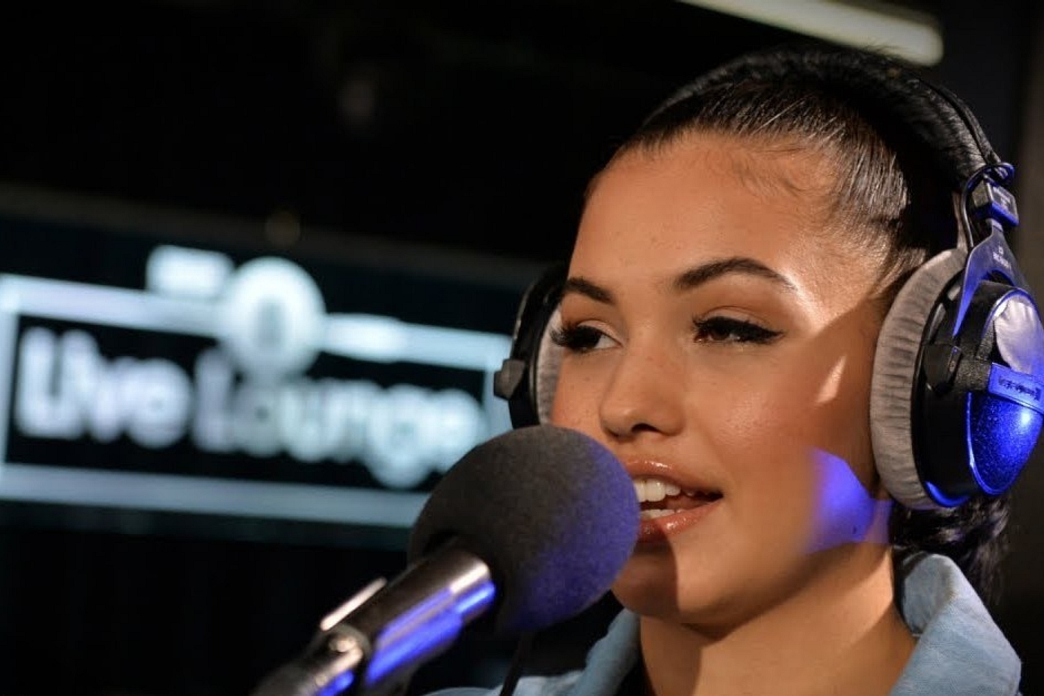 Watch Mabel cover Coldplay in the Live Lounge