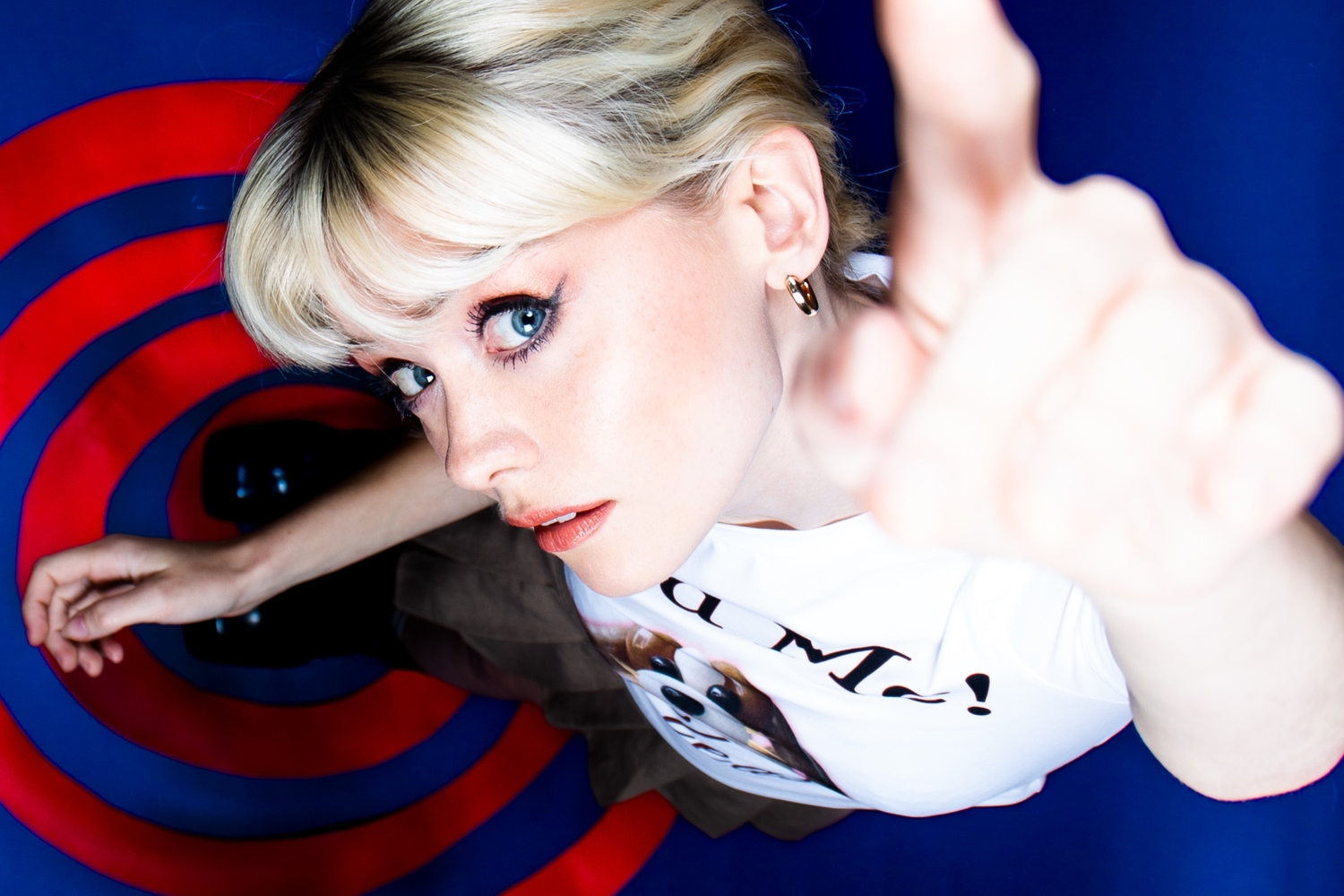 Maisie Peters talks new album 'The Good Witch'