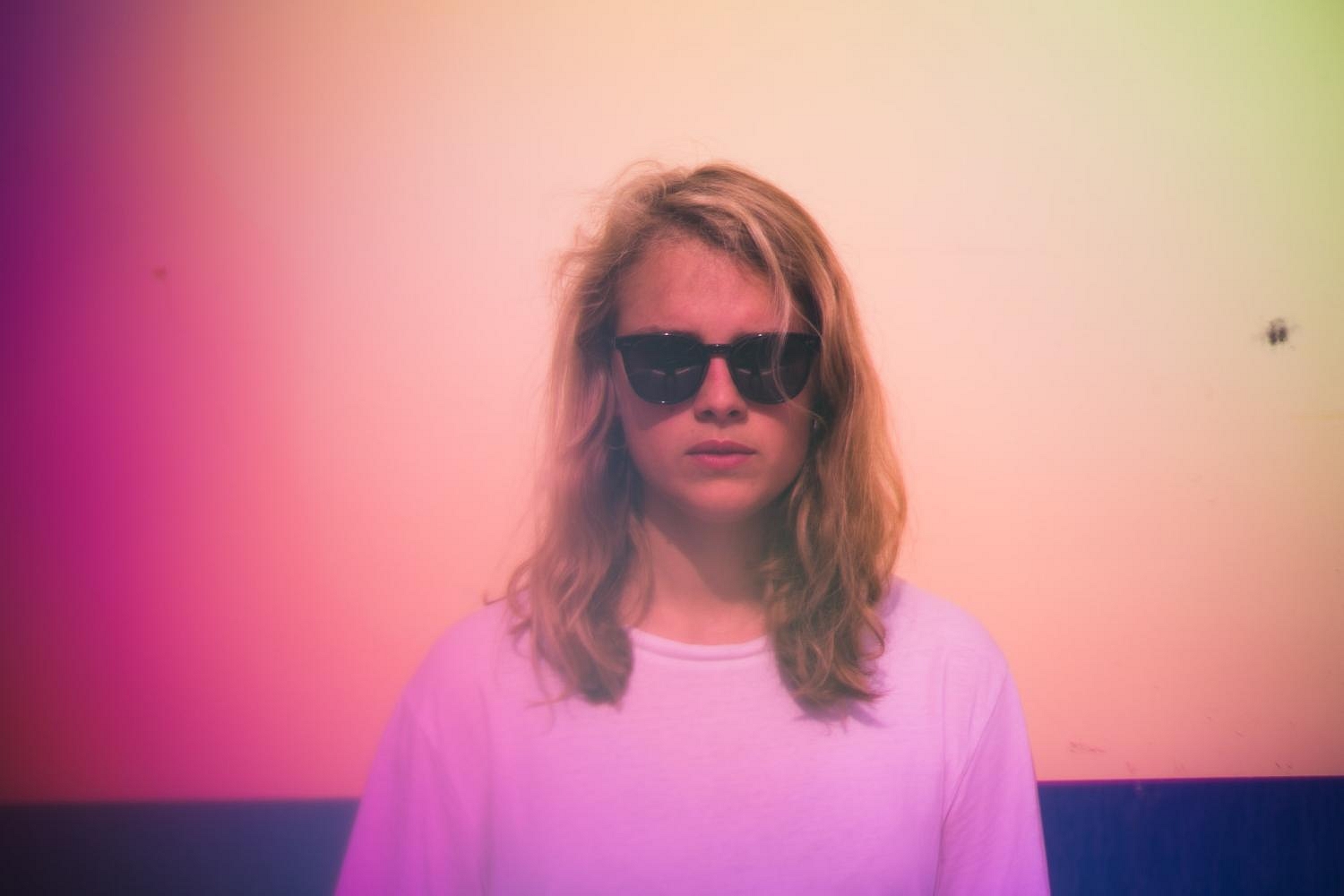 Marika Hackman streams ‘Ophelia’ track, announces UK tour