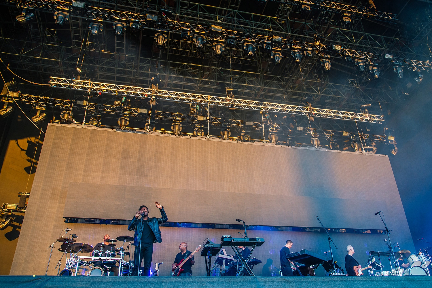 Massive Attack plot ‘Mezzanine’ arena shows