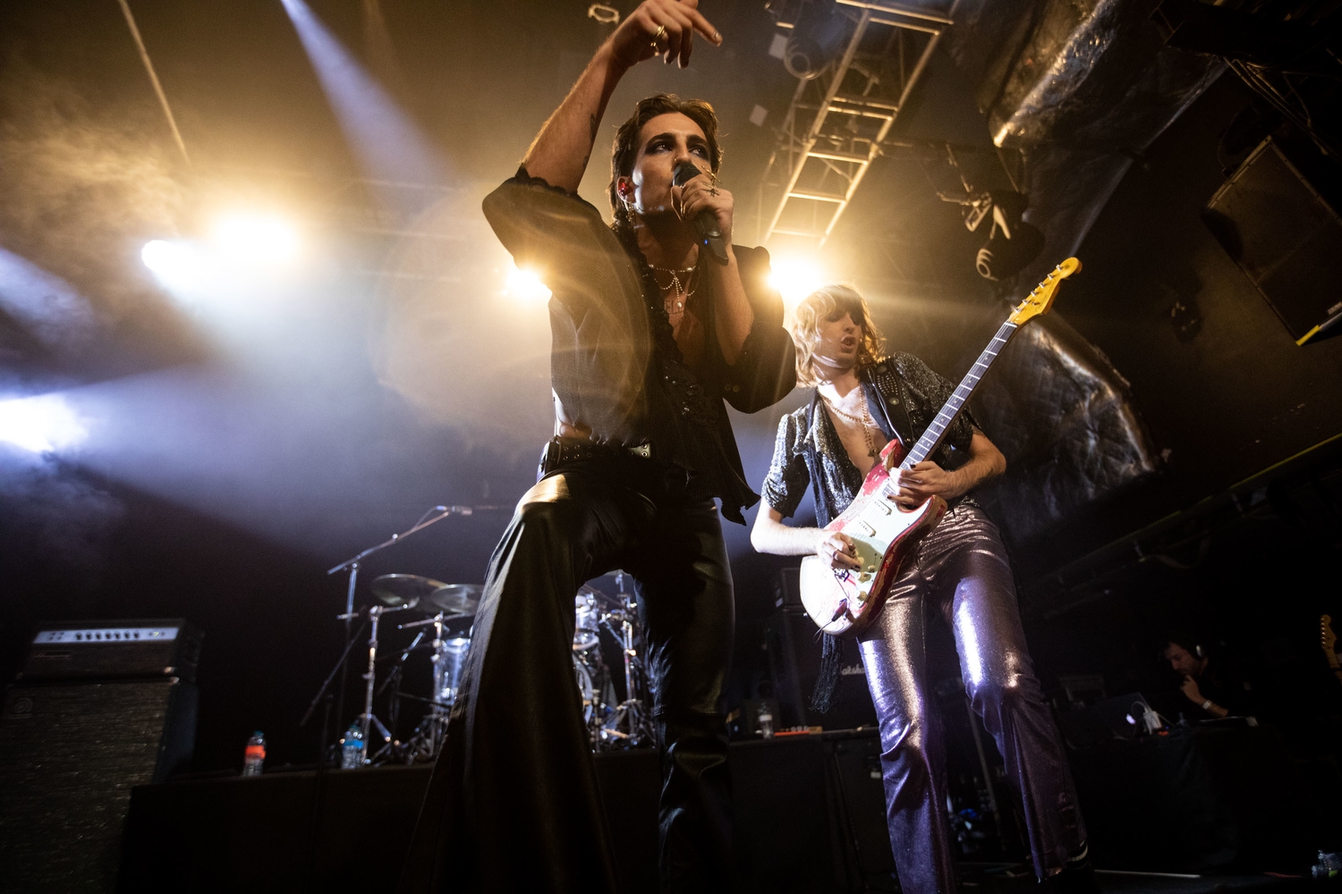 Get a glimpse of Måneskin's surprise London show