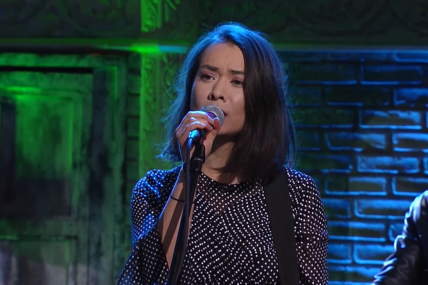 Mitski brings ‘Your Best American Girl’ to Colbert