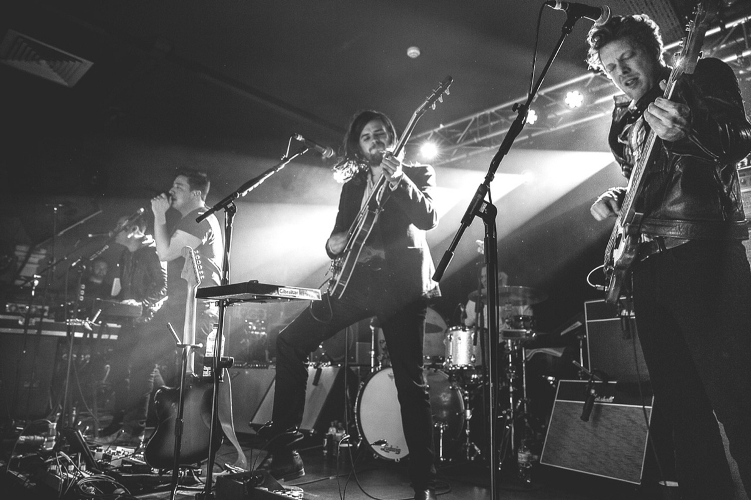 Mumford & Sons criticise Tidal and its "new school fucking plutocrats"