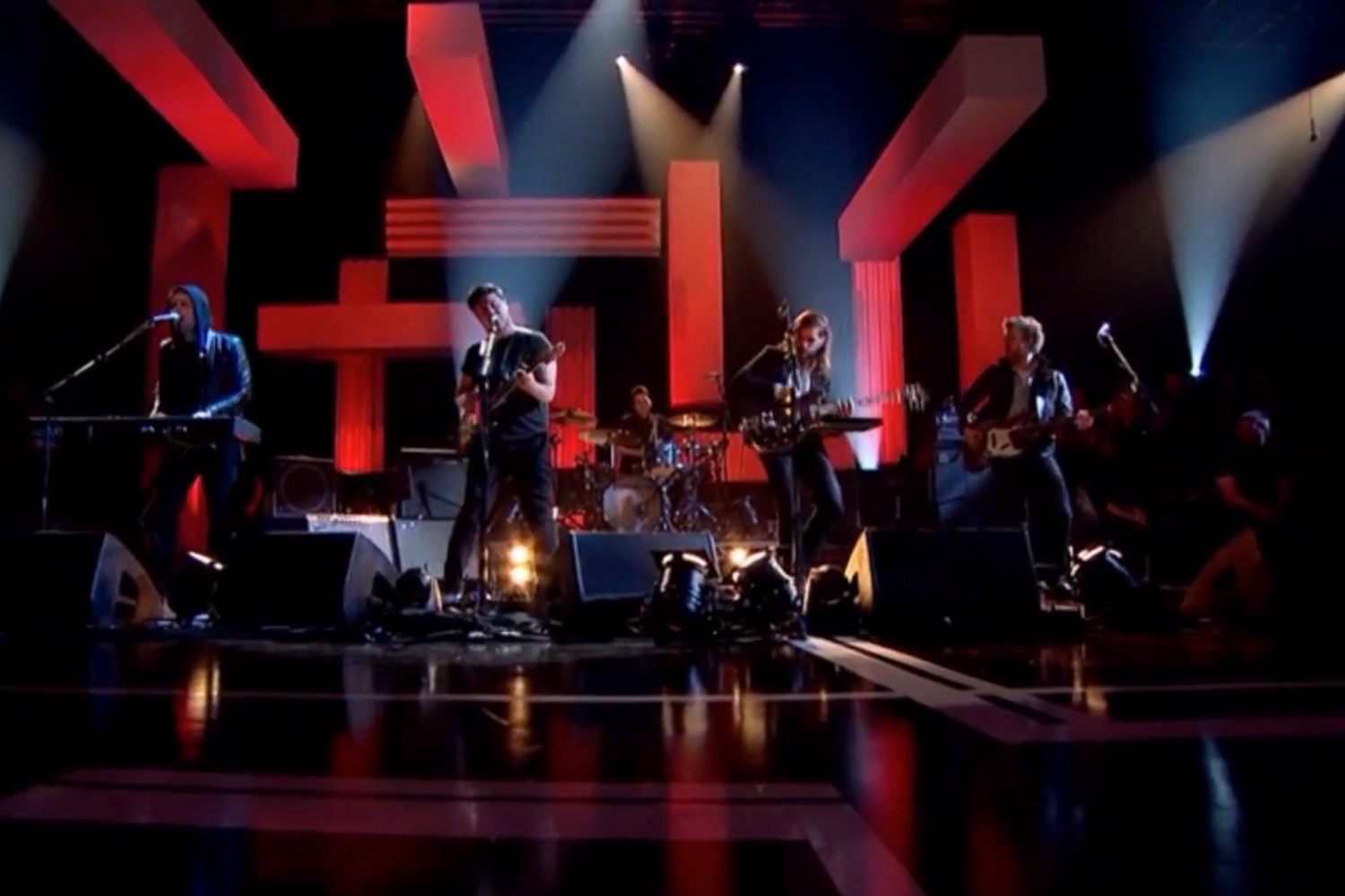 Watch Mumford & Sons, Noel Gallagher’s High Flying Birds, Ghostpoet play Jools Holland