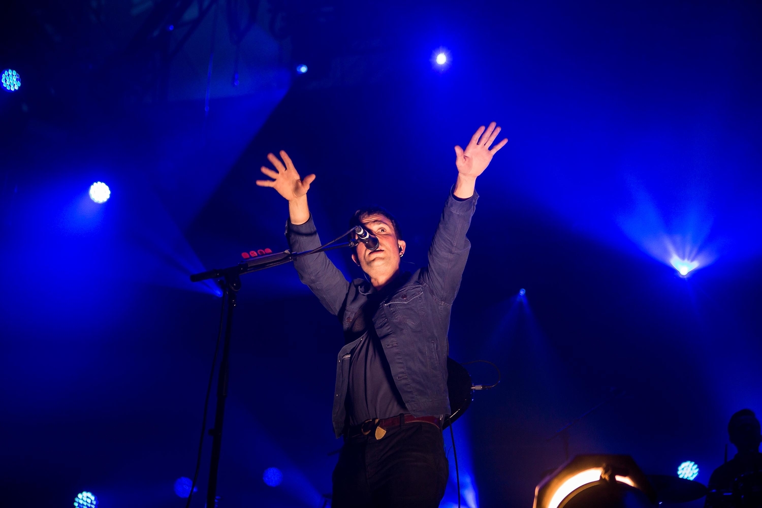 The Maccabees say goodbye at unforgettably emotional final ever show