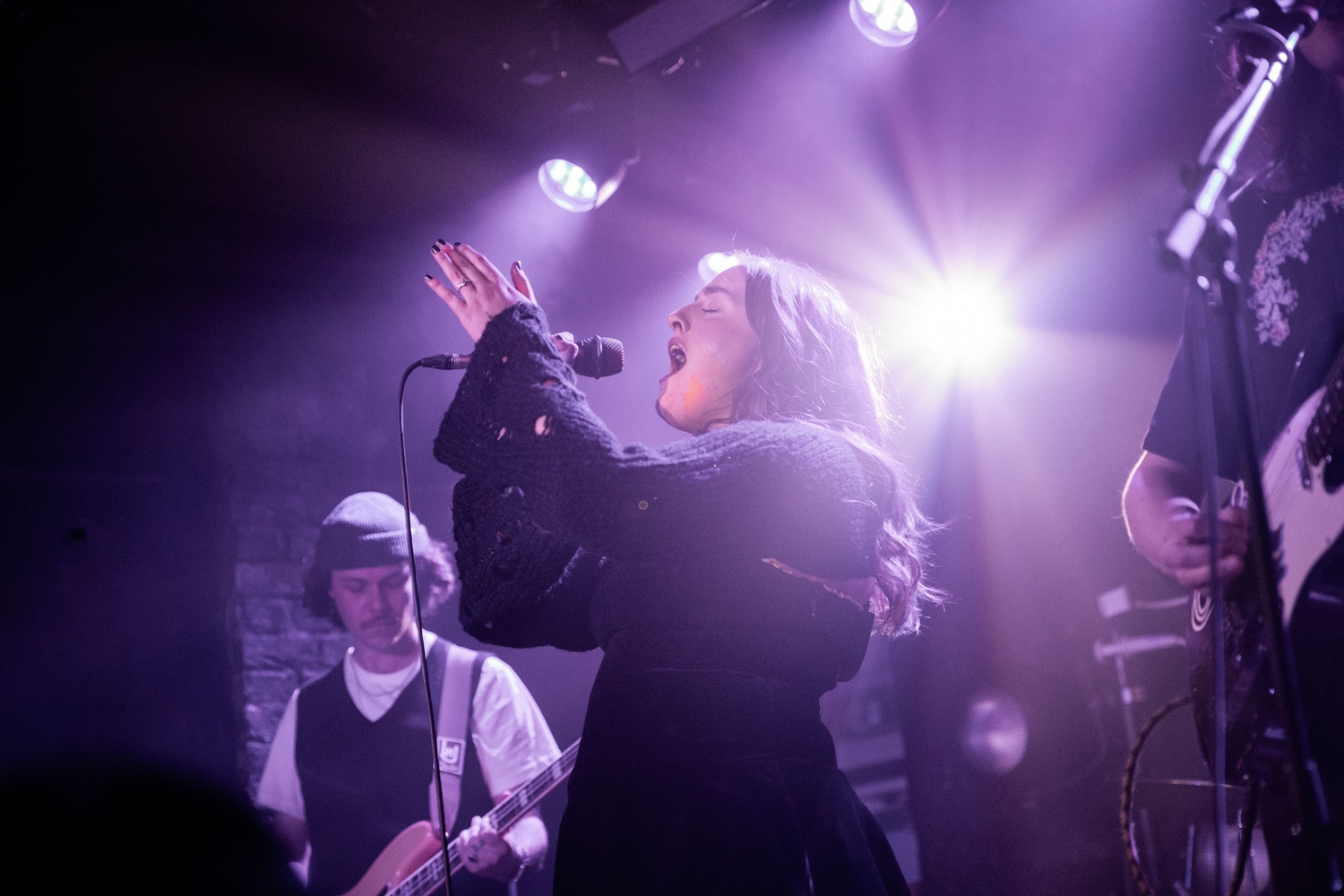 Hannah Grae Reviews News Interviews And More DIY Magazine