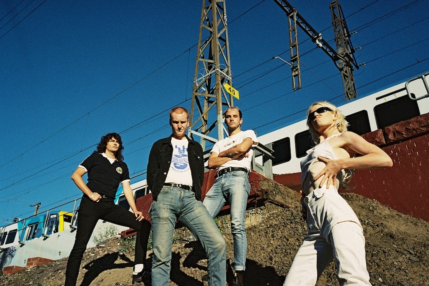 Amyl and The Sniffers release new track ‘Hertz’