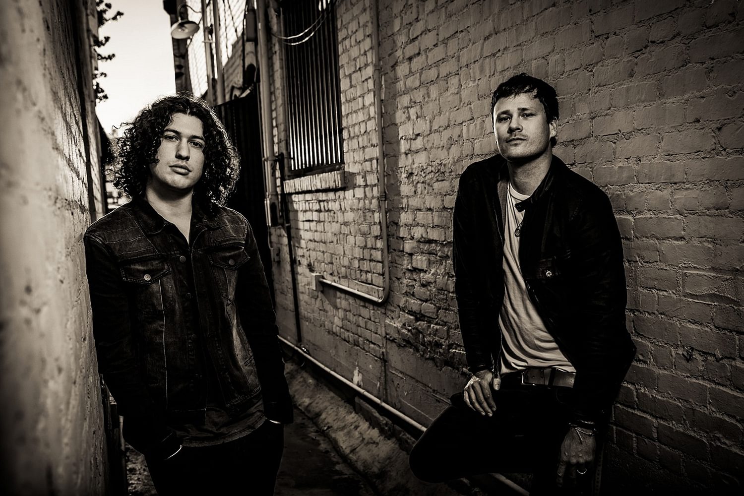 Angels and Airwaves release new track 'Tunnels' • News • DIY Magazine