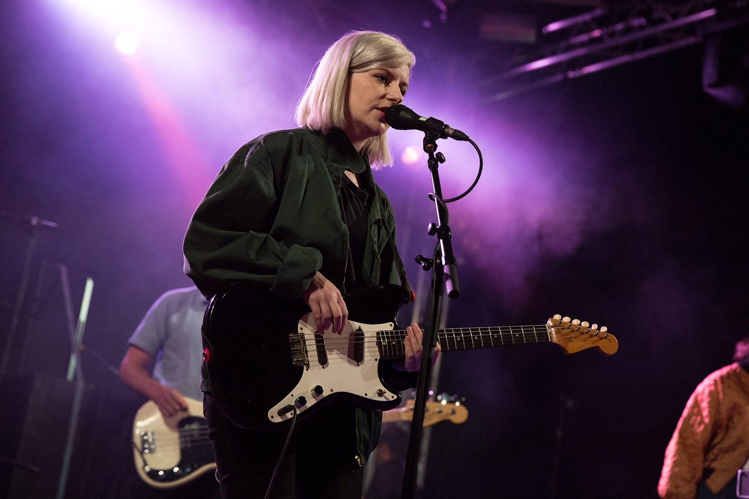 Alvvays bring new airings and ballroom dancing to Reading 2015