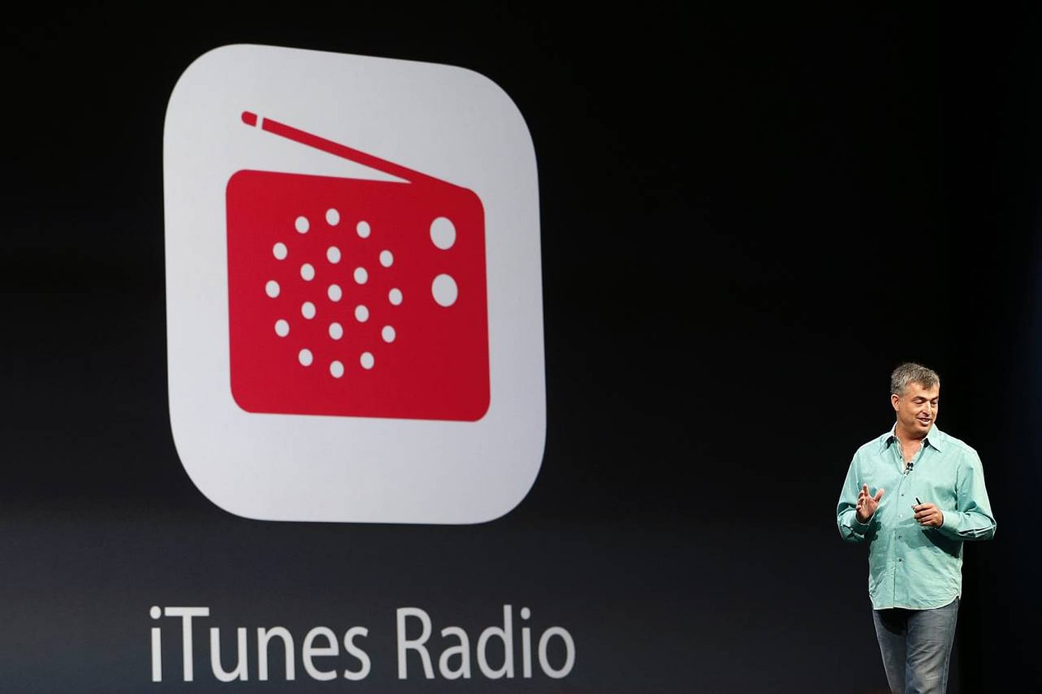 Drake, St. Vincent, and Disclosure to host shows on Apple Music’s ‘Beats 1’ station