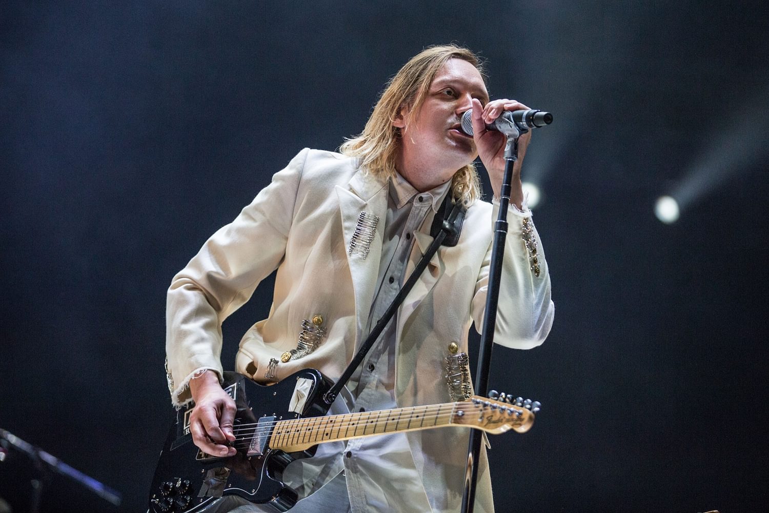 Arcade Fire have shared a live video of ‘The Suburbs’