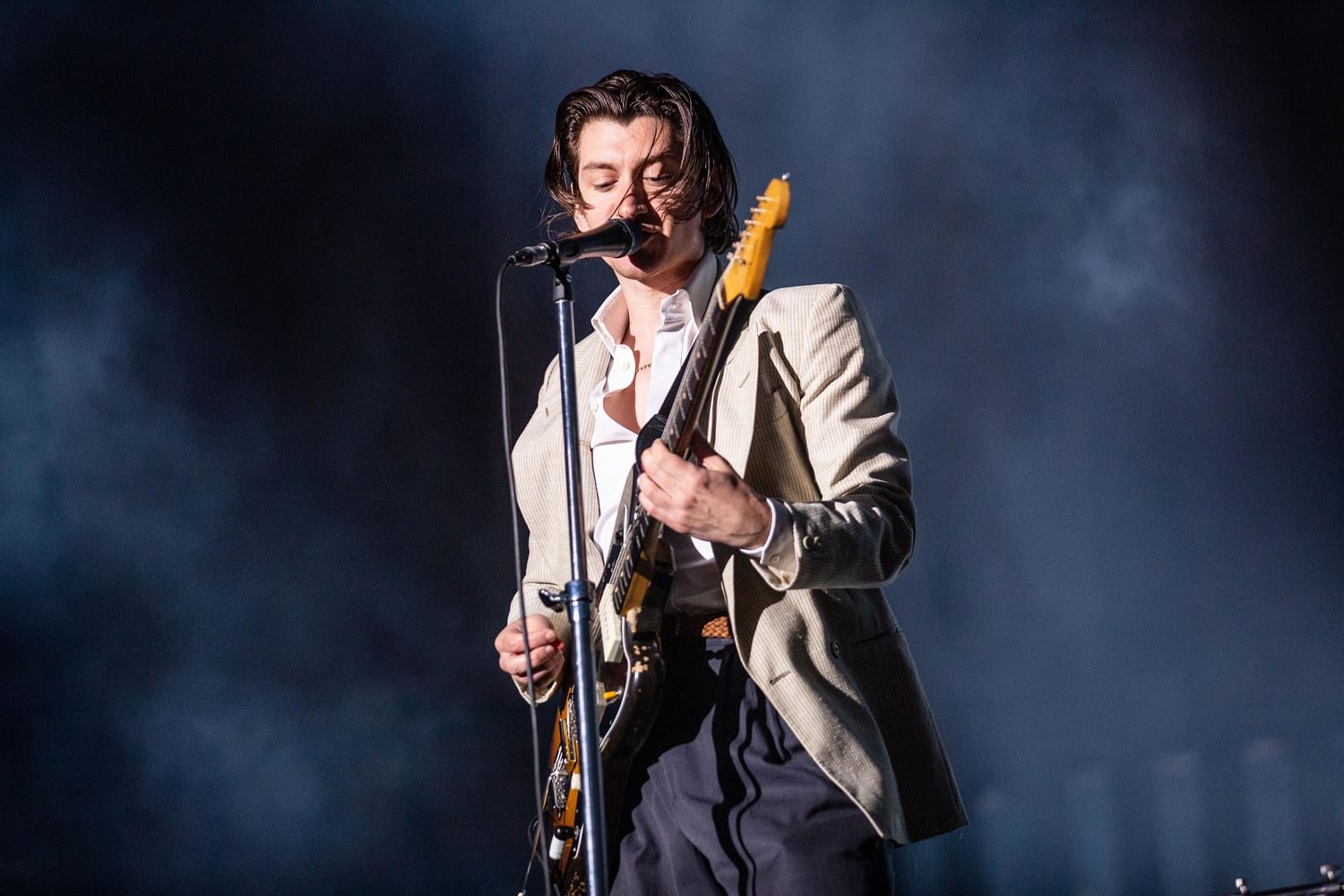 Alex Turner dives deep into the influence of science fiction on ‘Tranquility Base Hotel & Casino’