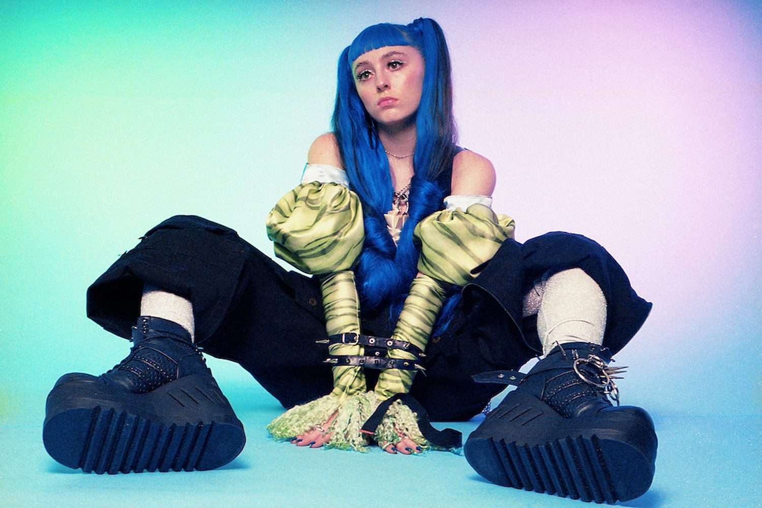 Ashnikko teams up with Grimes for new banger ‘Cry’