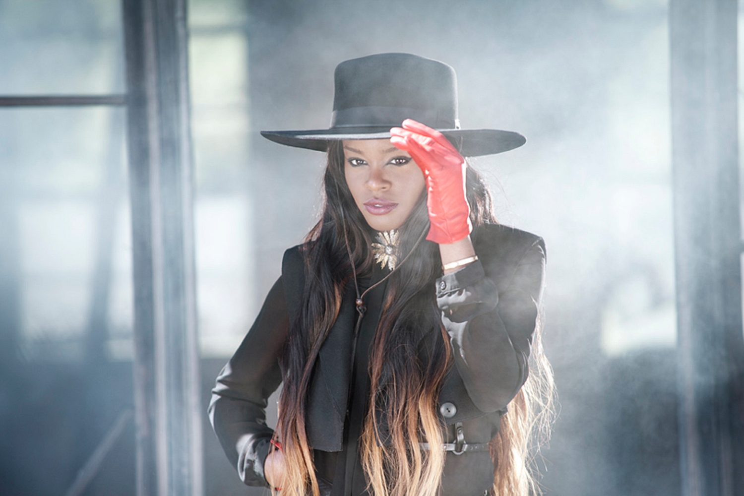 Azealia Banks gets ‘Heavy Metal And Reflective’ with new track