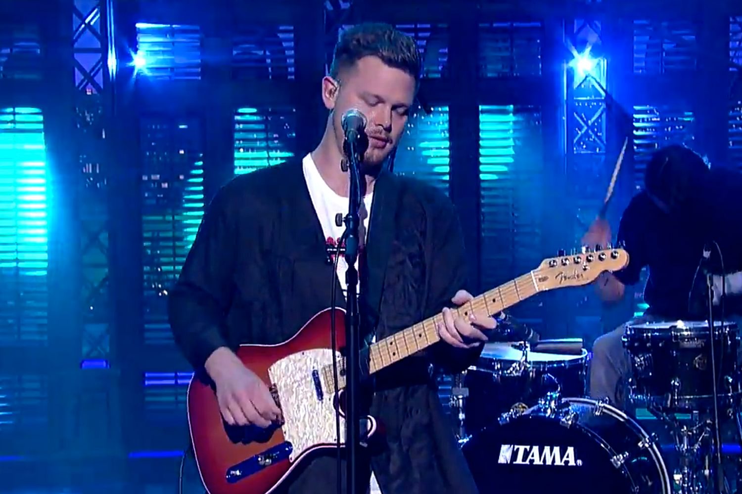 Watch Alt-J bring ‘Left Hand Free’ to Letterman
